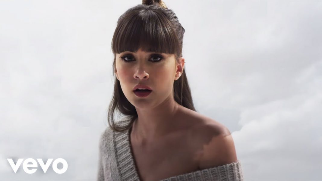 Aitana videoclip Teléfono