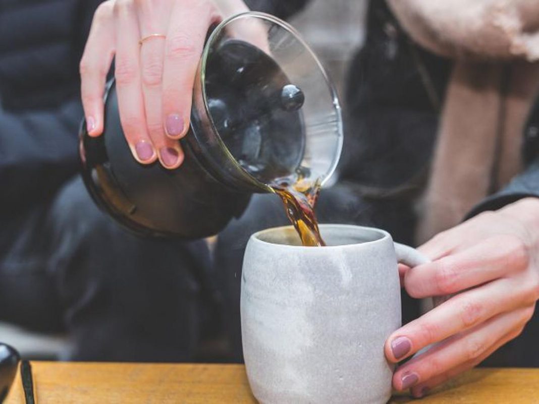 Este es el número máximo de tazas de café que debes tomar al día