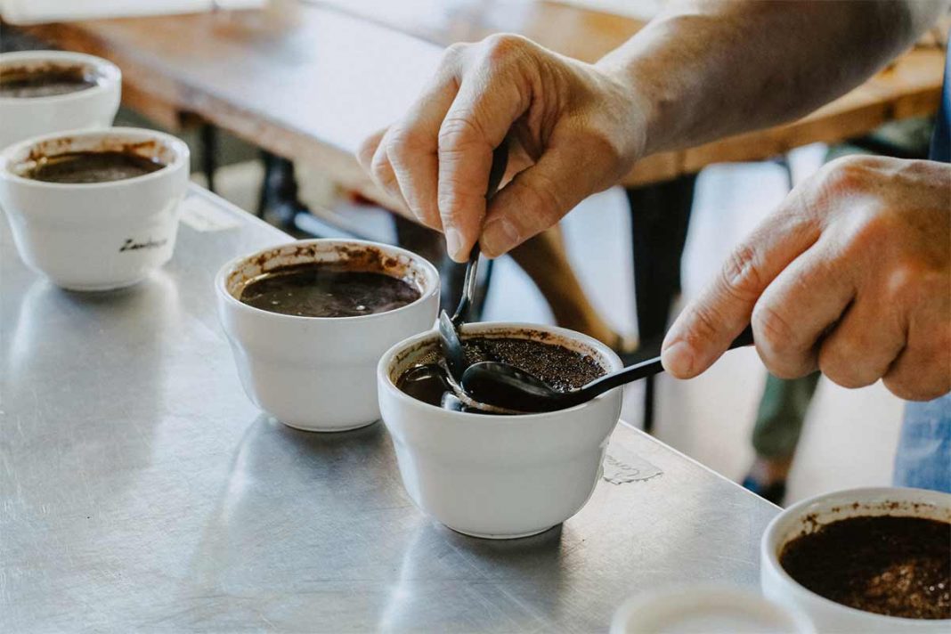 Este es el número máximo de tazas de café que debes tomar al día