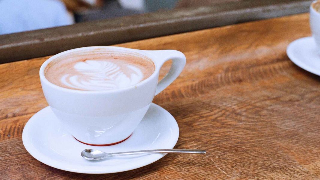 Este es el número máximo de tazas de café que debes tomar al día