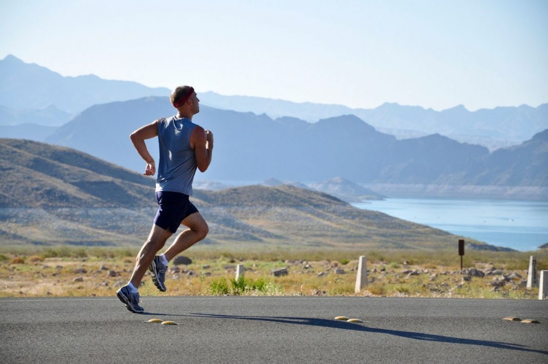 Qué le pasa a tu cuerpo si sales a correr en ayunas