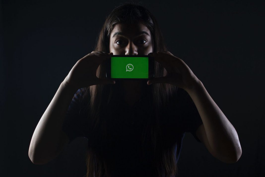 WhatsApp: el truco para poner el nombre en blanco