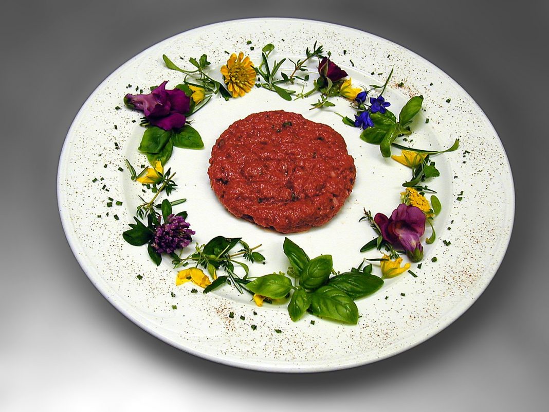 Qué lleva y cómo se hace de verdad un steak tartar