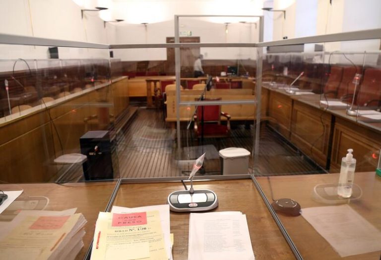 Condenado a seis años de prisión por apuñalar en el cuello a su pareja en Almuñécar