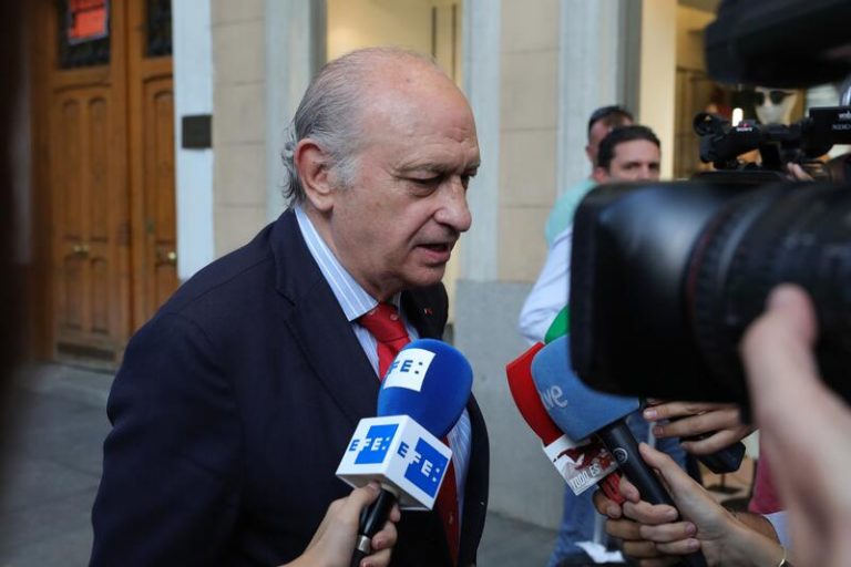 El juez rechaza la petición de Fernández Díaz de reabrir Kitchen