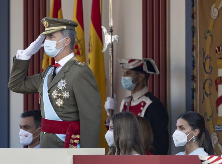 El Rey entrega los Planeta junto a la Reina en un acto en el que no estará Aragonés