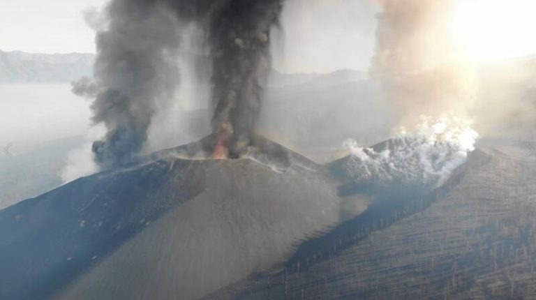 La ULL convoca ayudas para el alumnado damnificado por el volcán de La Palma