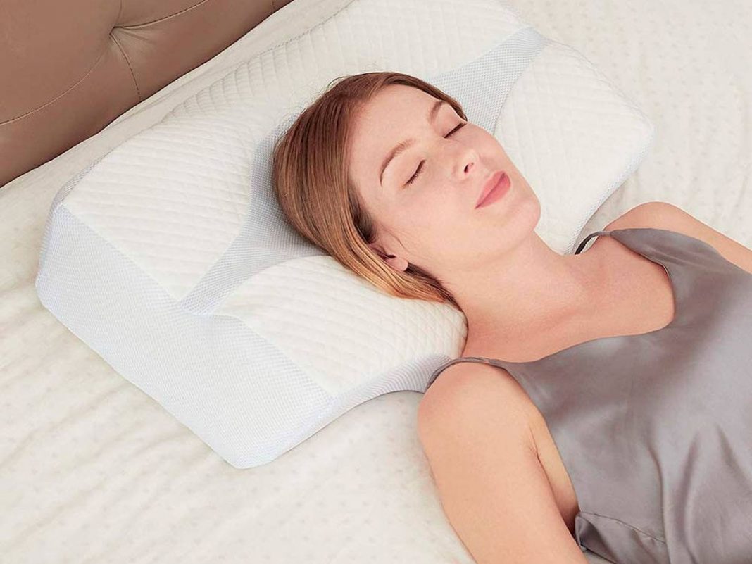 Consejos para elegir una buena almohada para que no duelan las cervicales