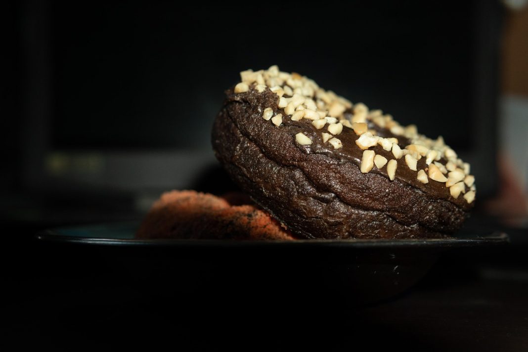 Cómo hacer unos donettes de chocolate saludables en casa