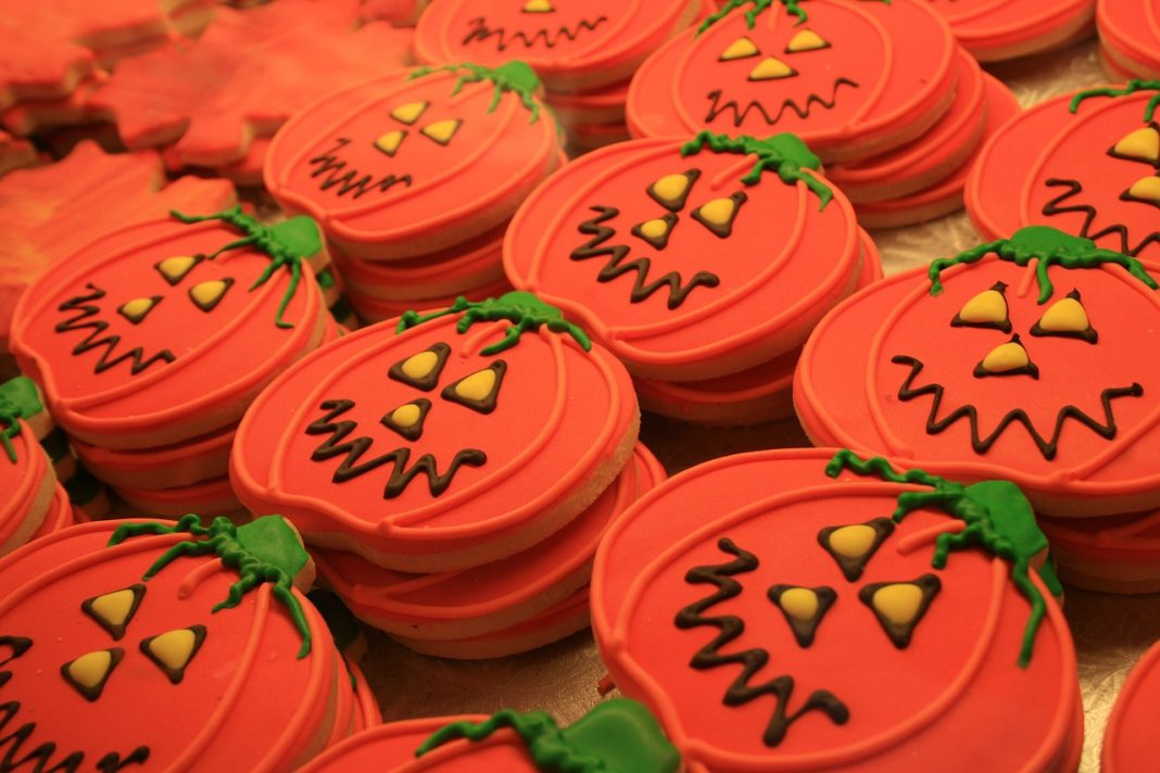 Cómo hacer unas galletas de Halloween aterradoramente irresistibles