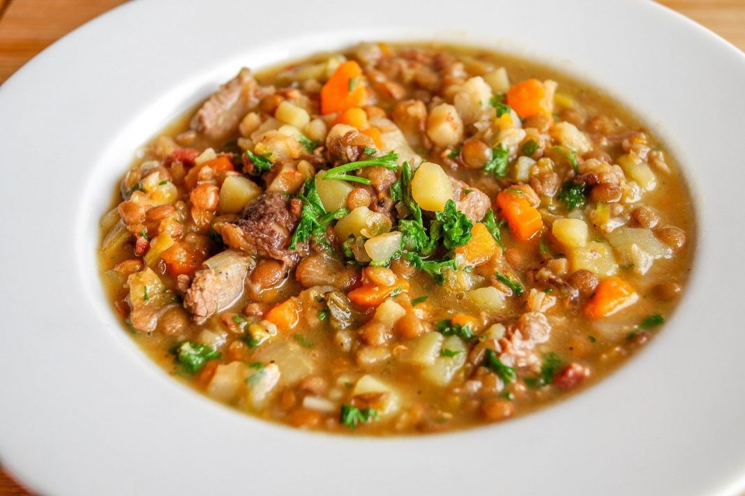 Cómo hacer unas lentejas saludables con verduras