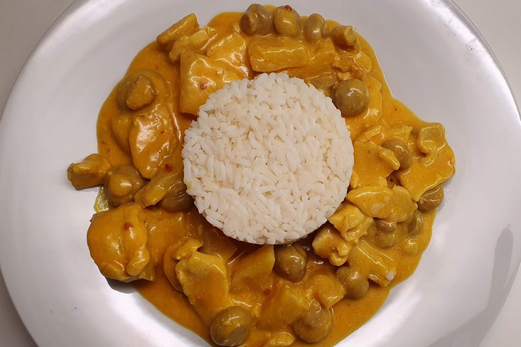 Pollo al curry: el ingrediente secreto para darle más sabor