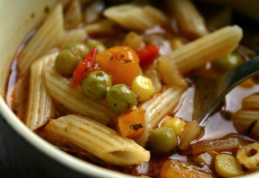 Sopa minestrone: qué es y cómo prepararla de manera perfecta