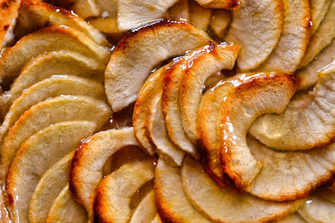 Tarta de manzana: cómo prepararla en 20 minutos