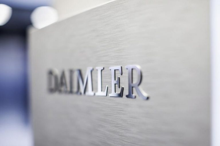 Daimler Truck sale este viernes a Bolsa en Fráncfort
