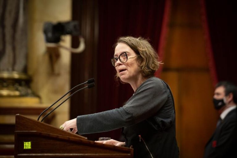 La CUP pide al Parlamento catalán exigir al Govern asumir «la plena responsabilidad» de aplicar la inmersión