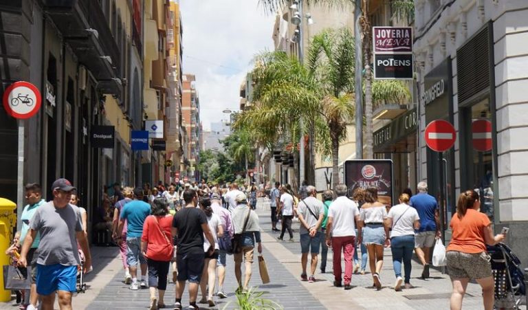 Canarias sube a Tenerife y Gran Canaria los niveles de alerta