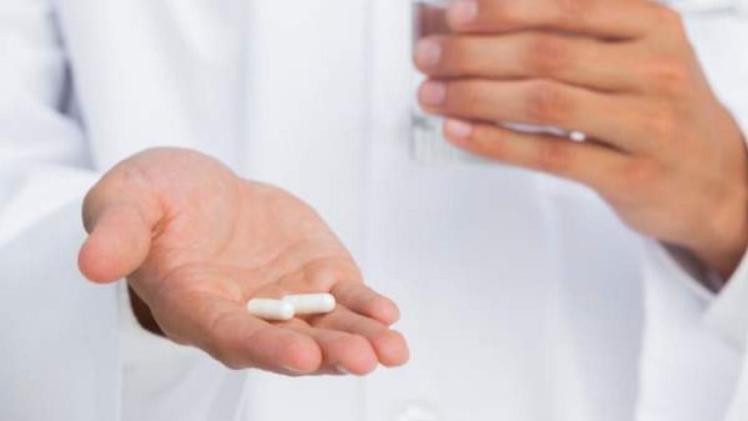 Ibuprofeno o Paracetamol: ¿qué es mejor si tengo Ómicron?