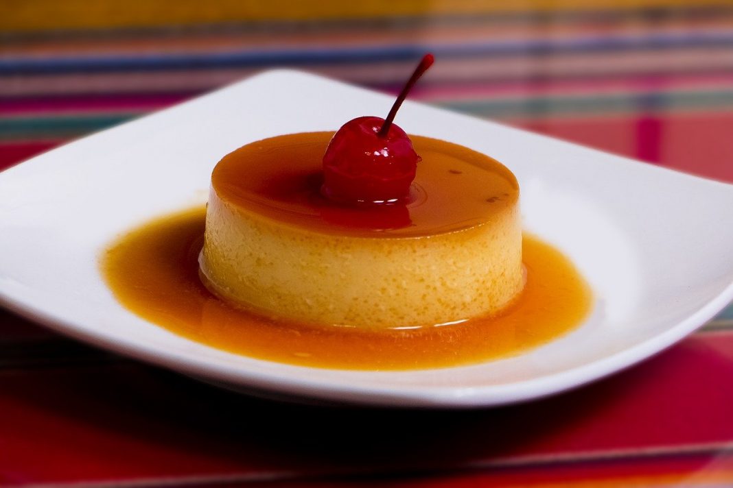 Chúpate los dedos con un flan de vainilla casero en minutos