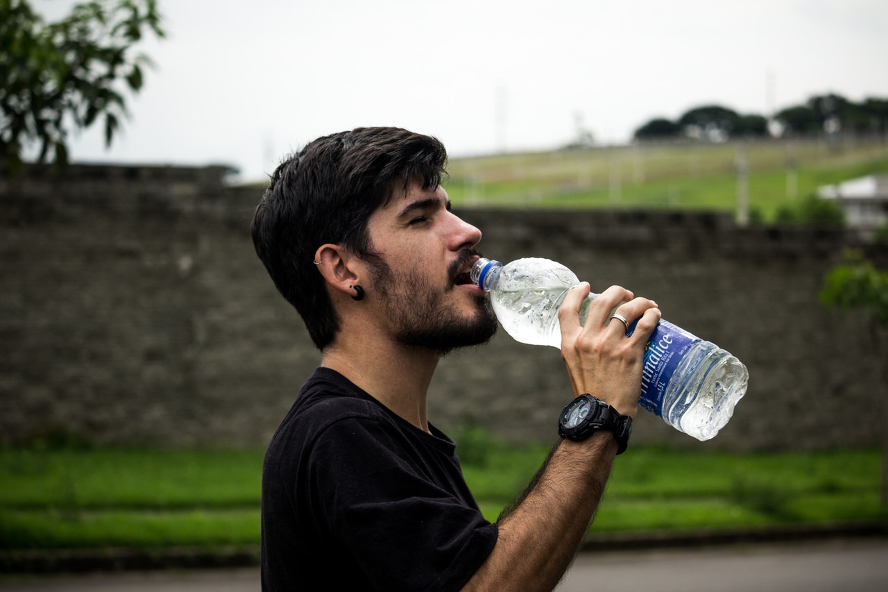 Esto Es Lo Que Le Pasa A Tu Cuerpo Si No Bebes Suficiente Agua