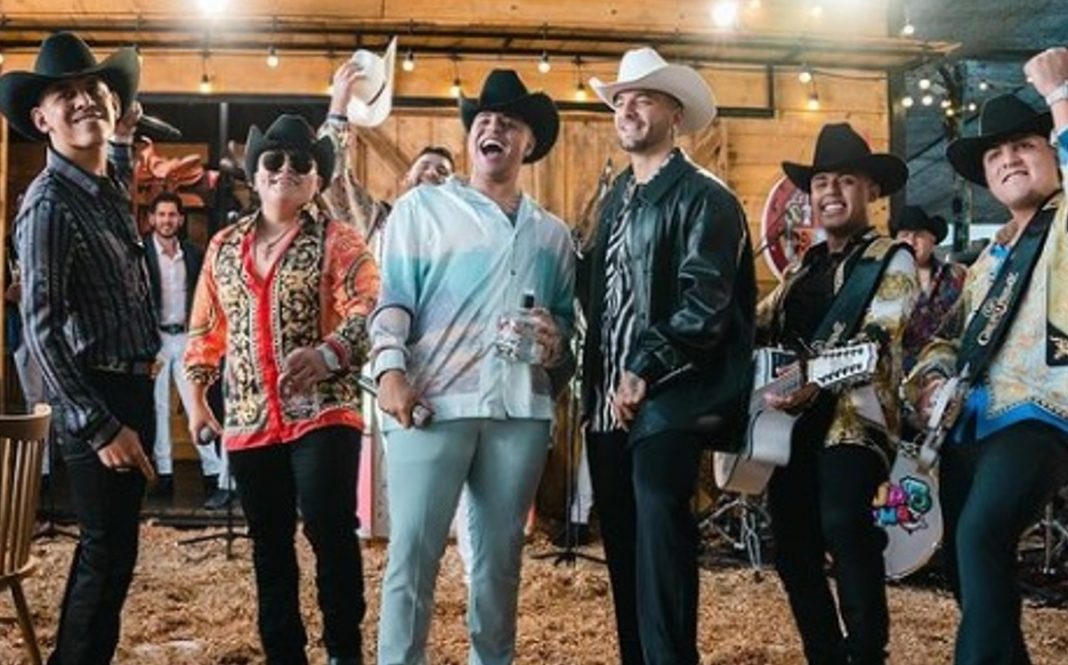 Maluma Grupo Firme cada quién