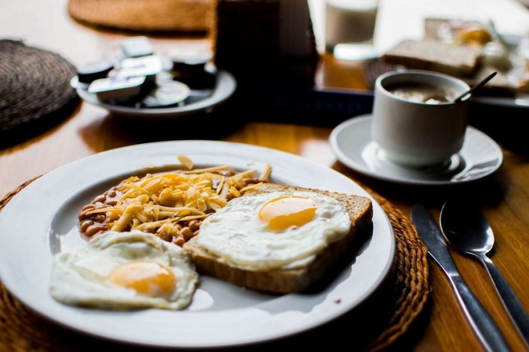 Razones para desayunar huevos