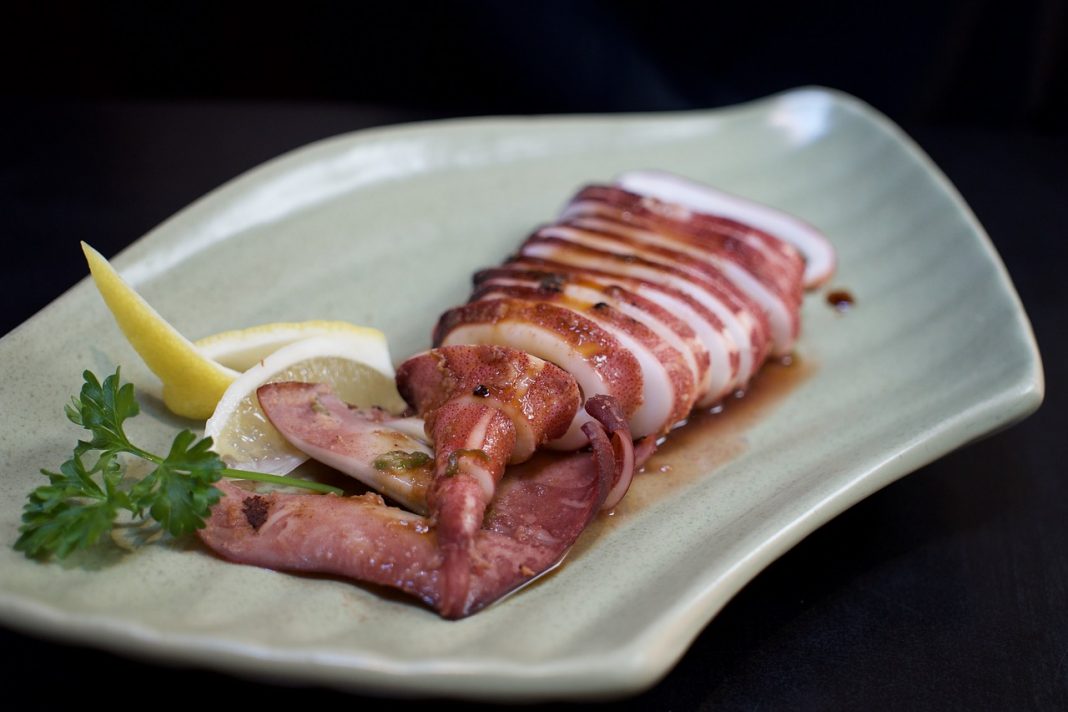 Cómo hacer unos calamares rellenos con los que triunfar en la mesa