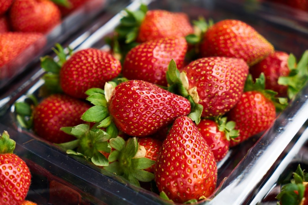 Así evitas que las fresas se echen a perder nada más comprarlas