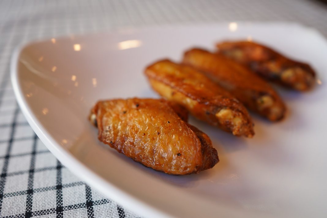 Alitas de pollo al horno la receta más rápida que la velocidad de la luz