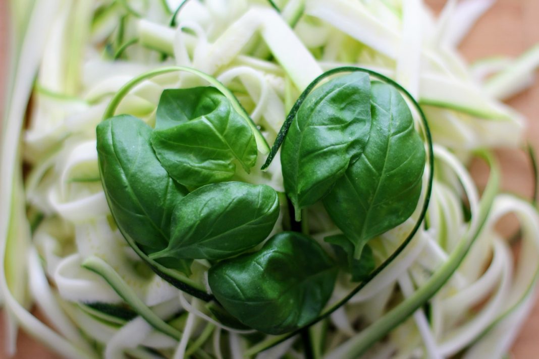 Cómo hacer una carbonara de calabacín de escándalo