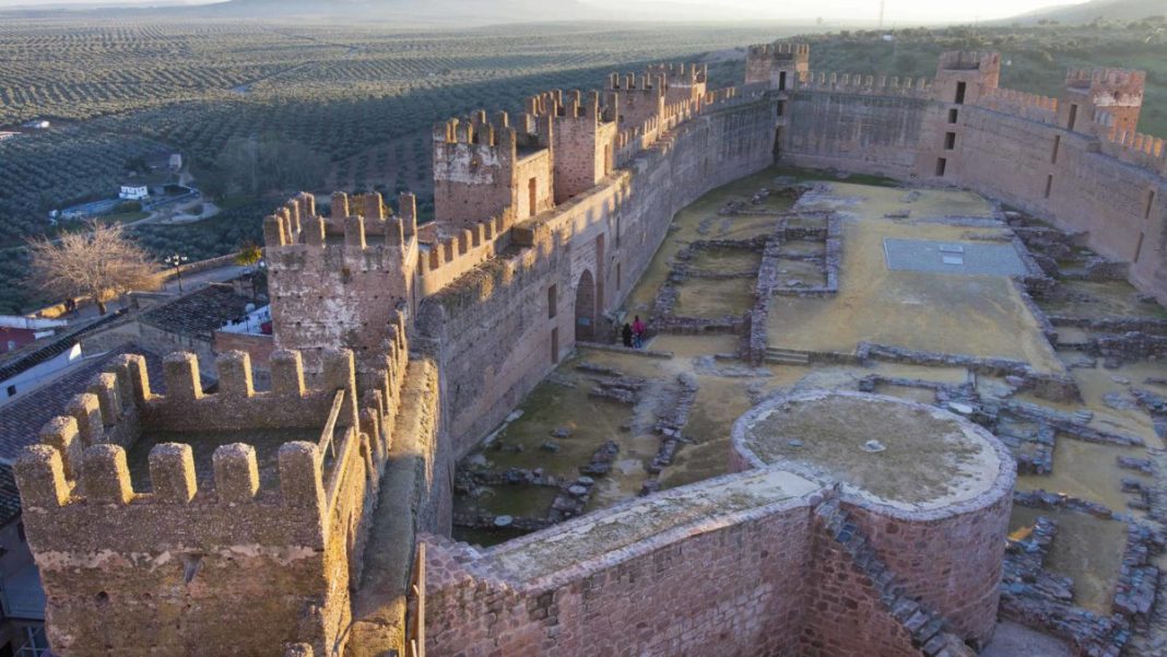 El pueblo de Jaén con el castillo más antiguo de España