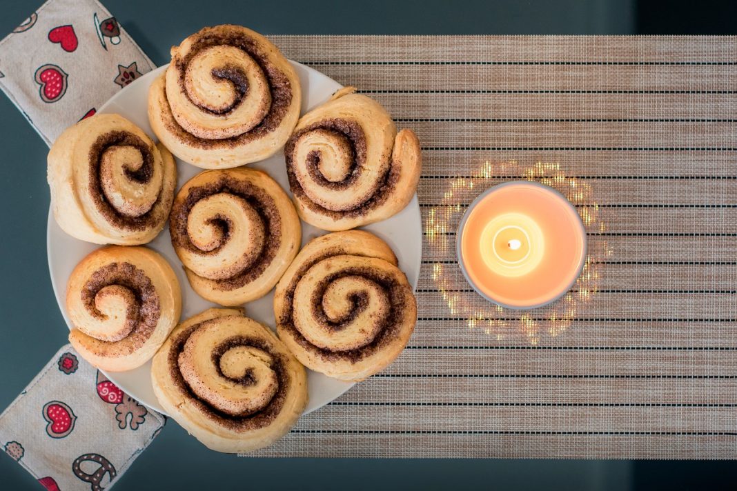 Rollos de canela: cómo hacerlos deliciosos en cinco minutos