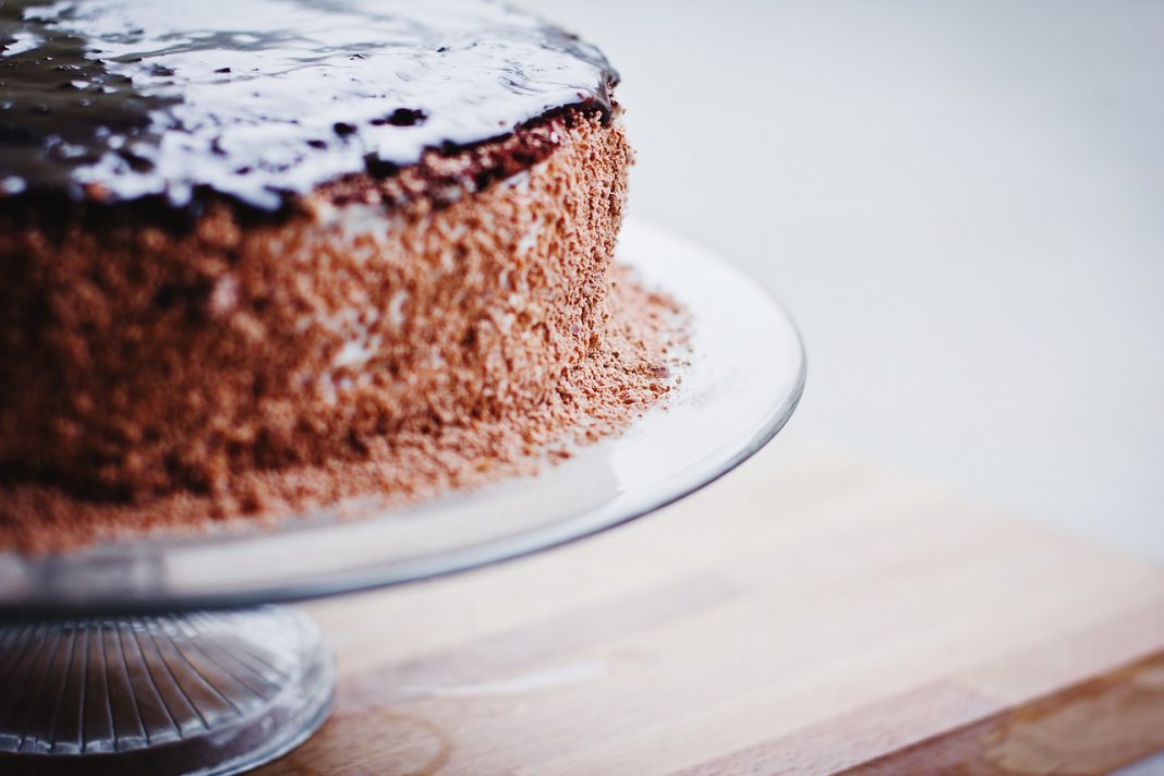 Tarta de chocolate: la fórmula secreta para hacerla en 15 minutos