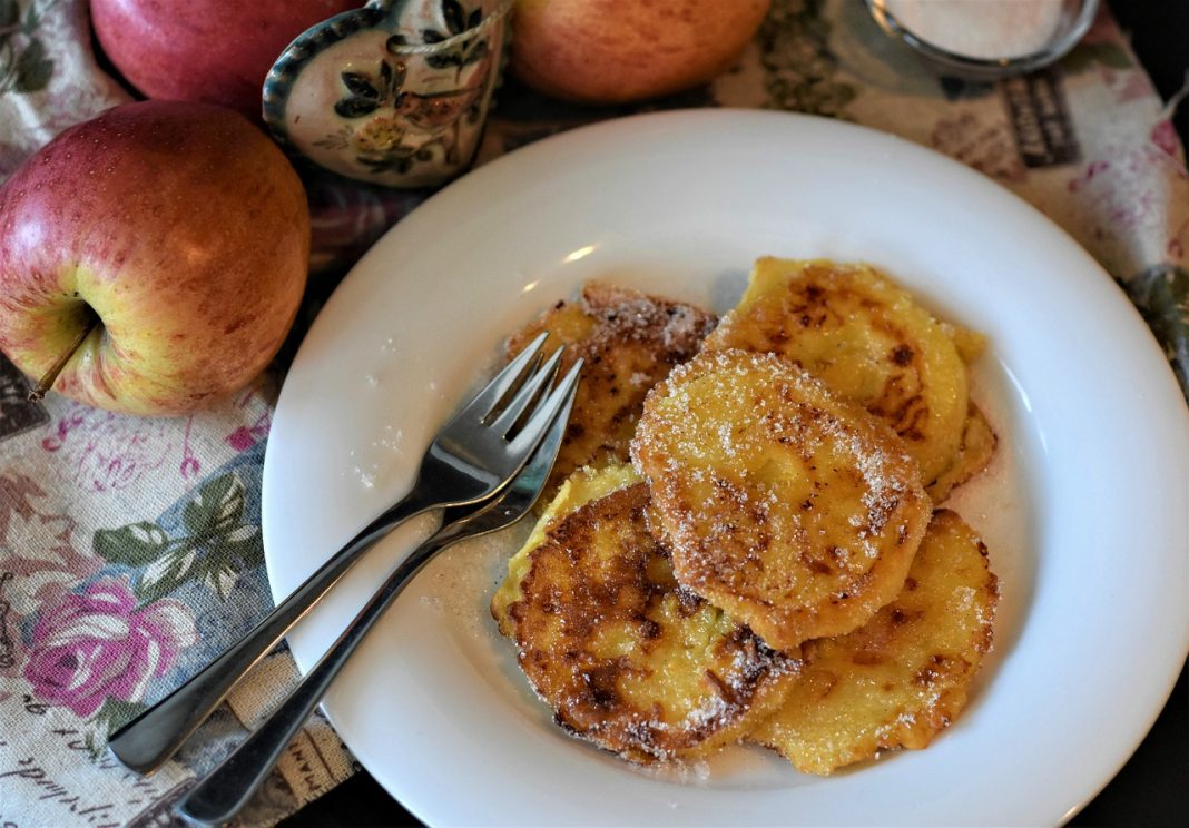 Buñuelos de manzana, cómo hacerlos saludables para no engordar un gramo