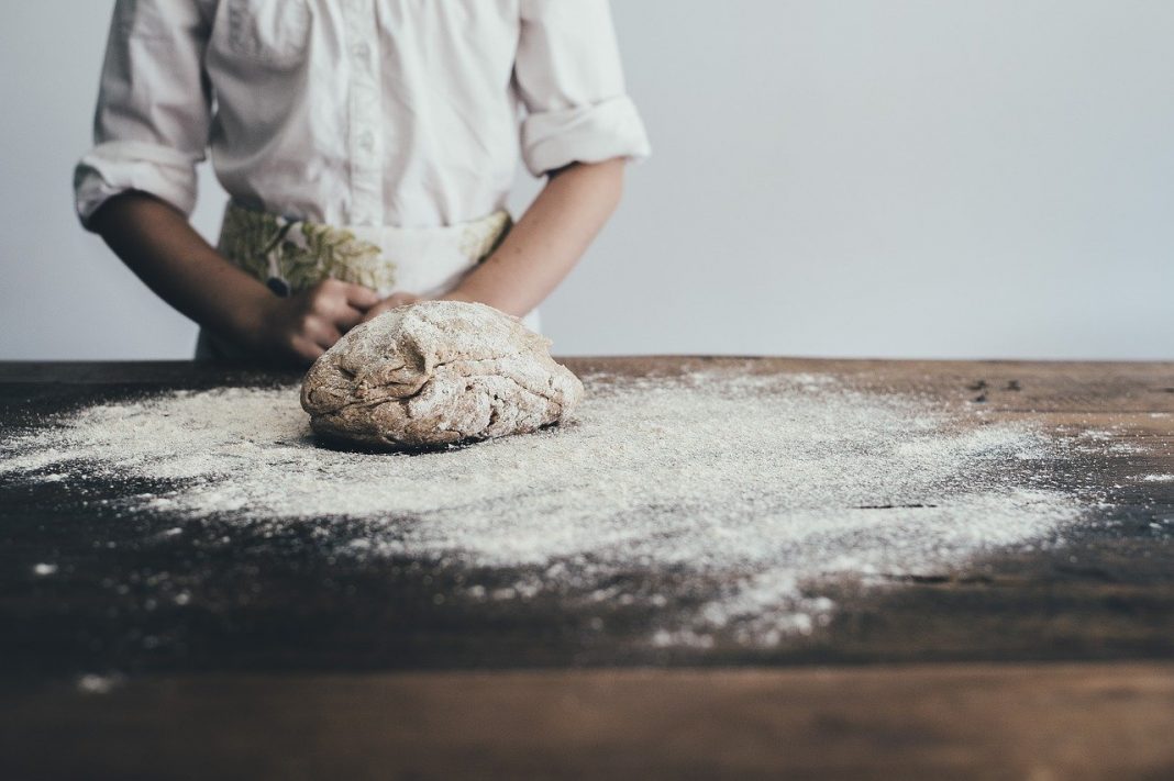 Cómo hacer panchón, las migas dulces que sorprenderán por su sabor