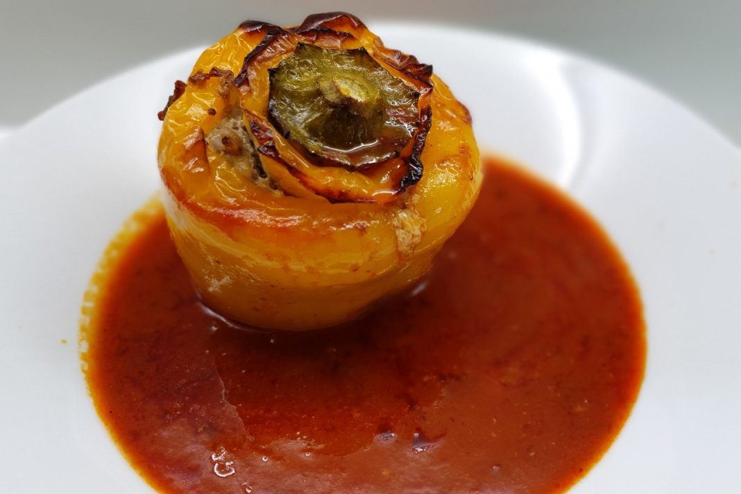 Cómo rellenar unos pimientos de lo que quieras y que quede espectacular