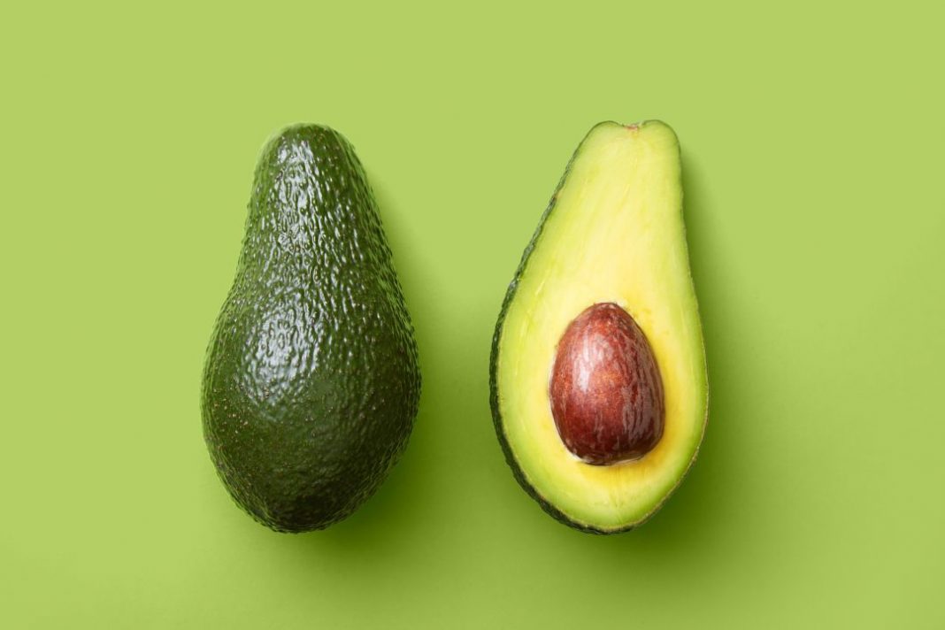 Cómo sabes si un aguacate está malo en cinco segundos