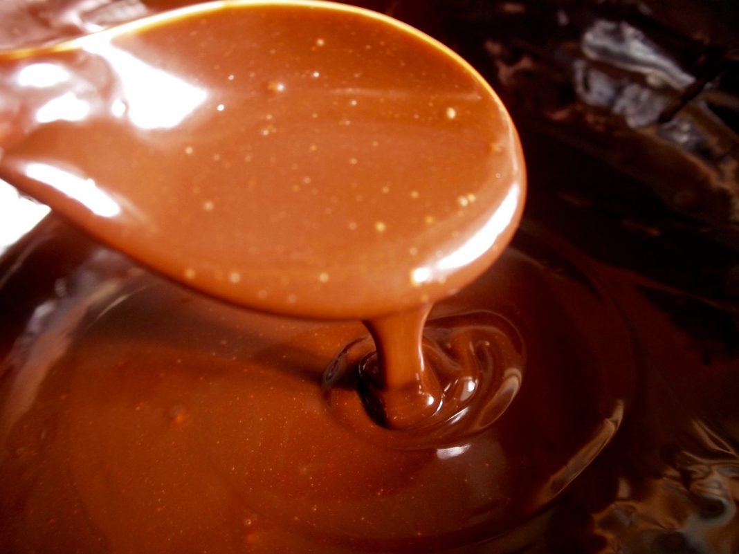 Natillas de chocolate el plato que destierra las natillas clásicas