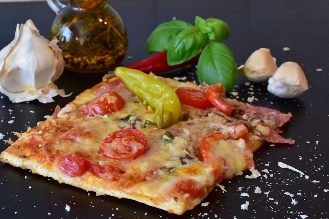 Así puedes preparar una pizza sin usar el horno