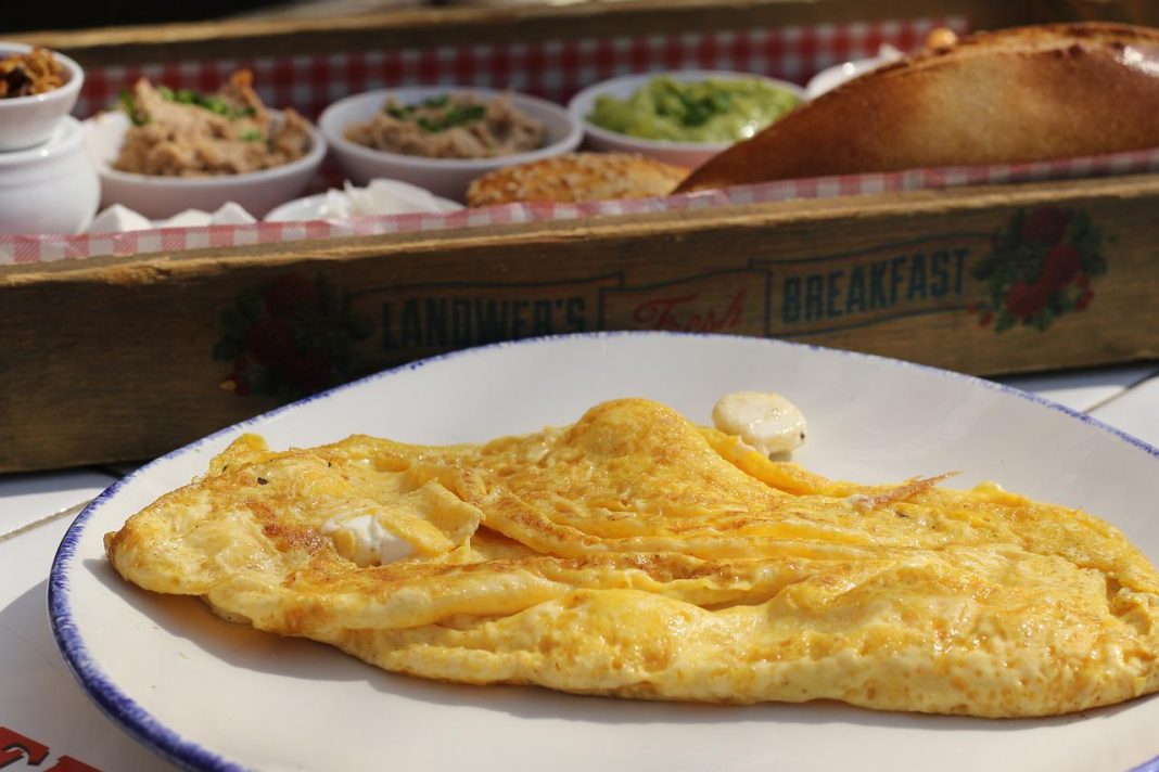 Cómo conseguir que la tortilla de queso quede uniforme