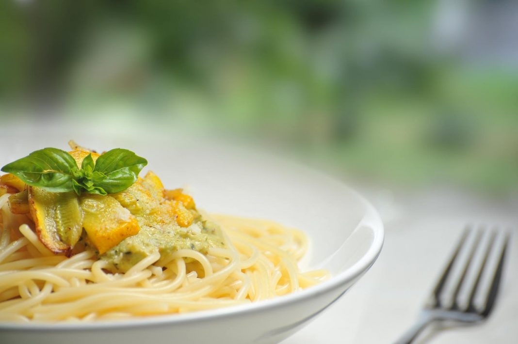 pasta con nueces y limón