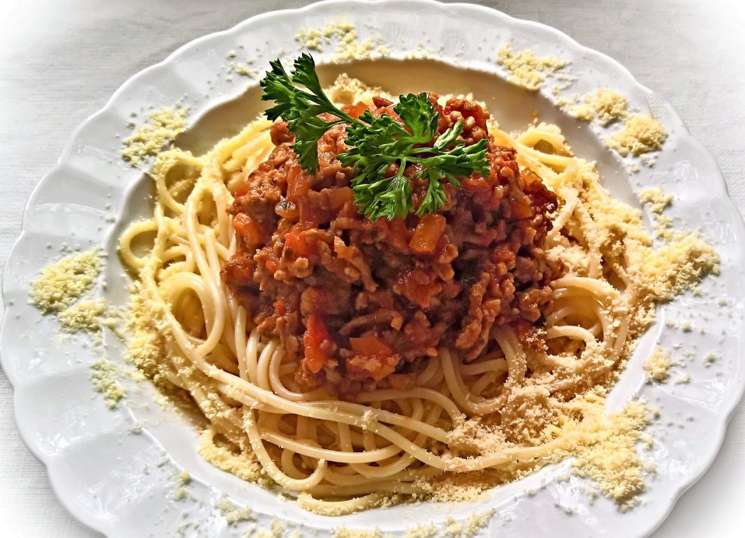 Espaguetis a la boloñesa: la auténtica receta italiana que no se parece a la nuestra