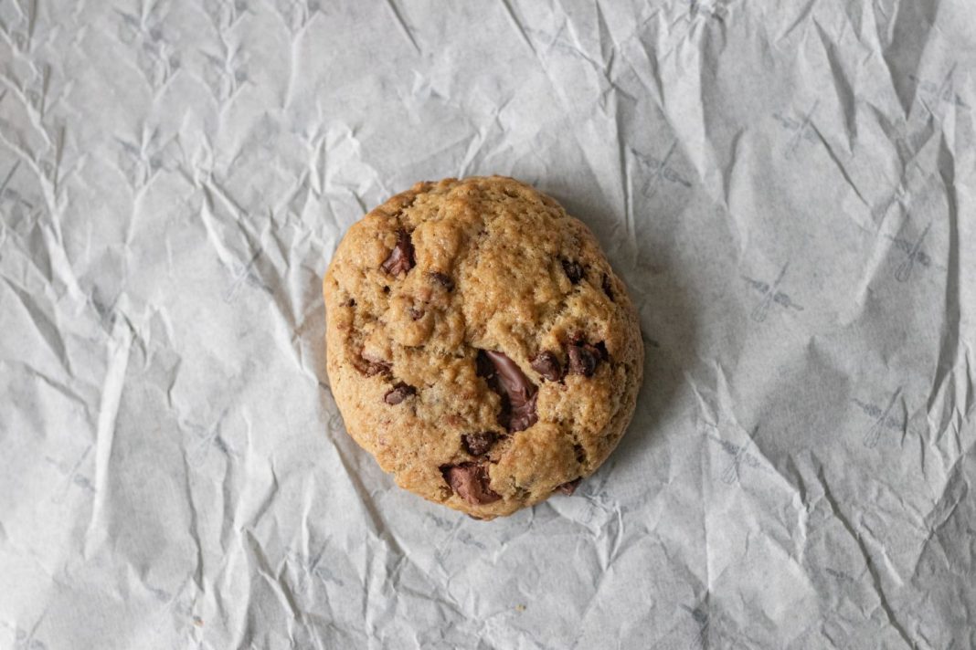 Galletas de chispas de chocolate olvídate del horno con esta receta y hazlas en el microondas