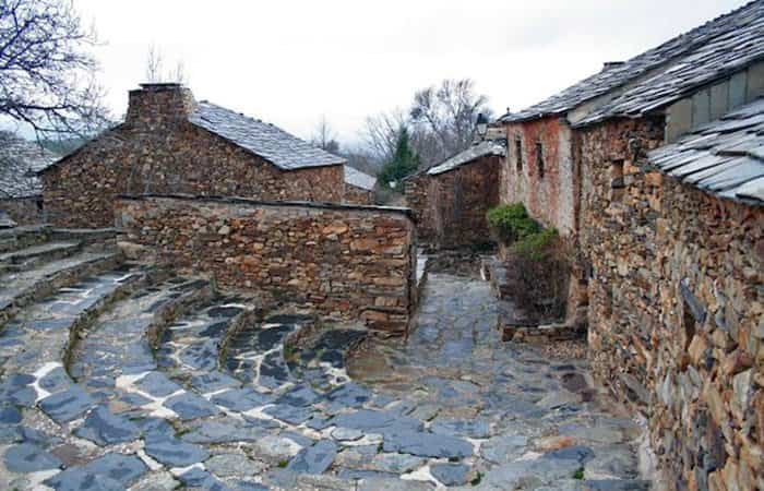 Pueblos abandonados de España