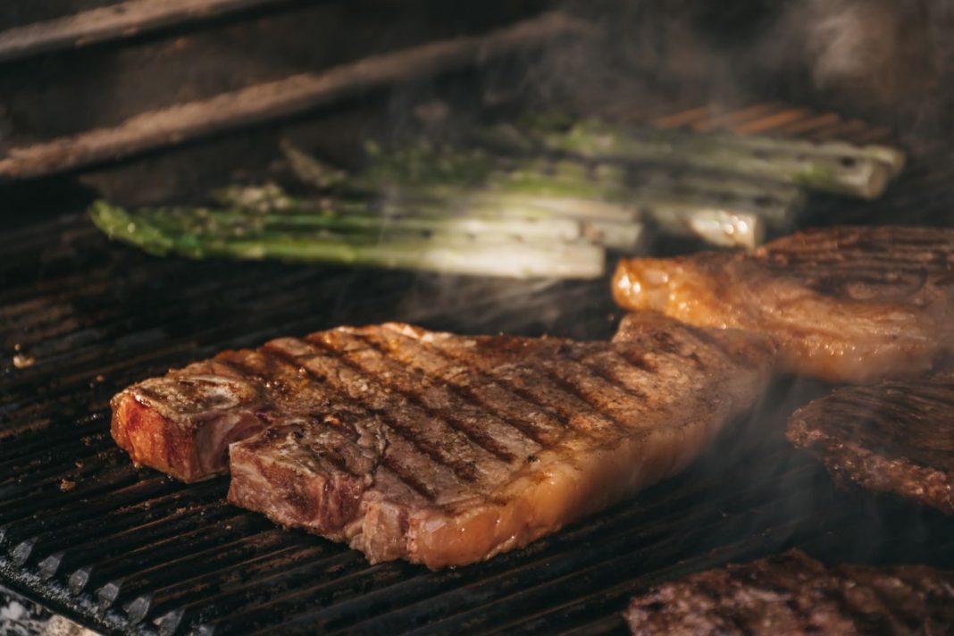 Barbacoa esta es la temperatura ideal para cocinar carne y pescado