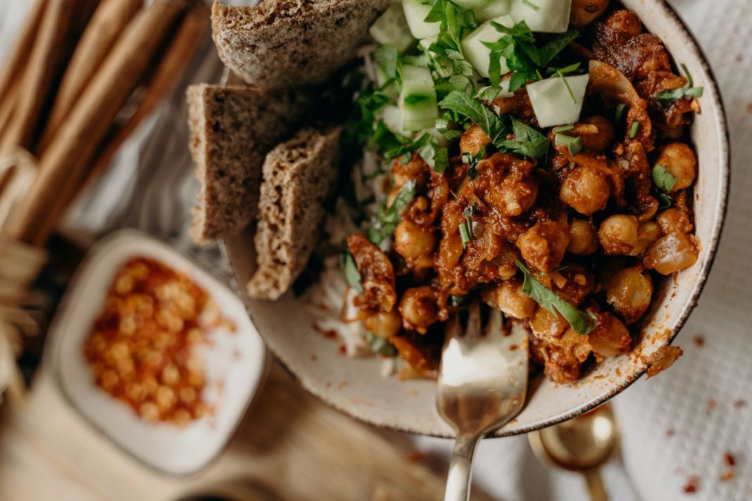 Garbanzos fritos el plato que preparas en cinco minutos y queda muy rico