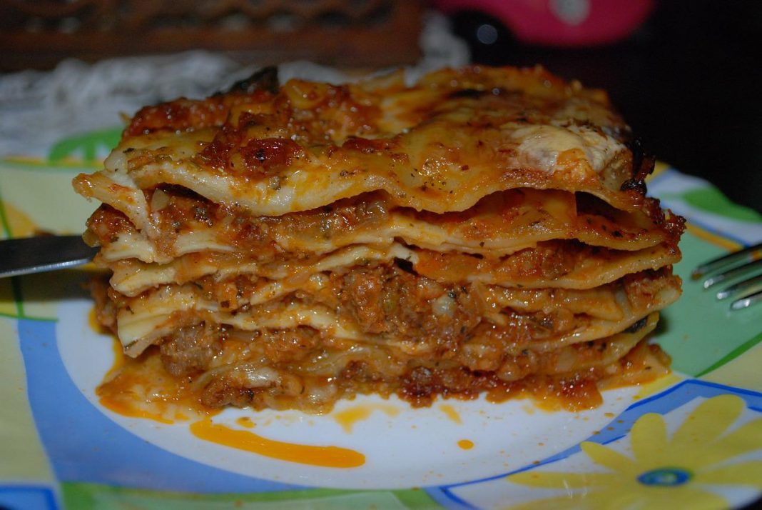 Lasaña de carne así la puedes preparar sin usar el horno