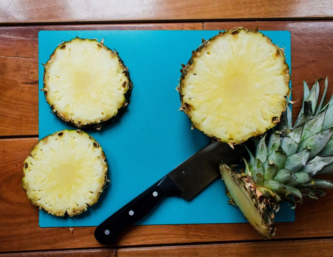 Carpaccio de piña el postre tropical que querrás todas las semanas