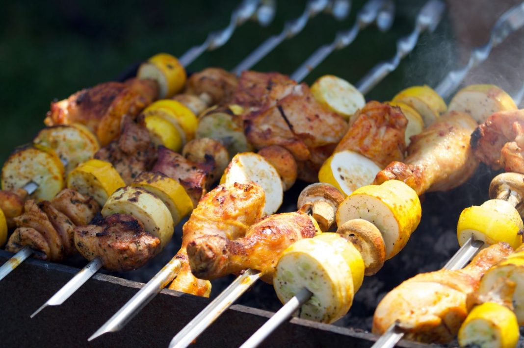 Pinchos morunos la receta de Arguiñano que recuerda a la época árabe