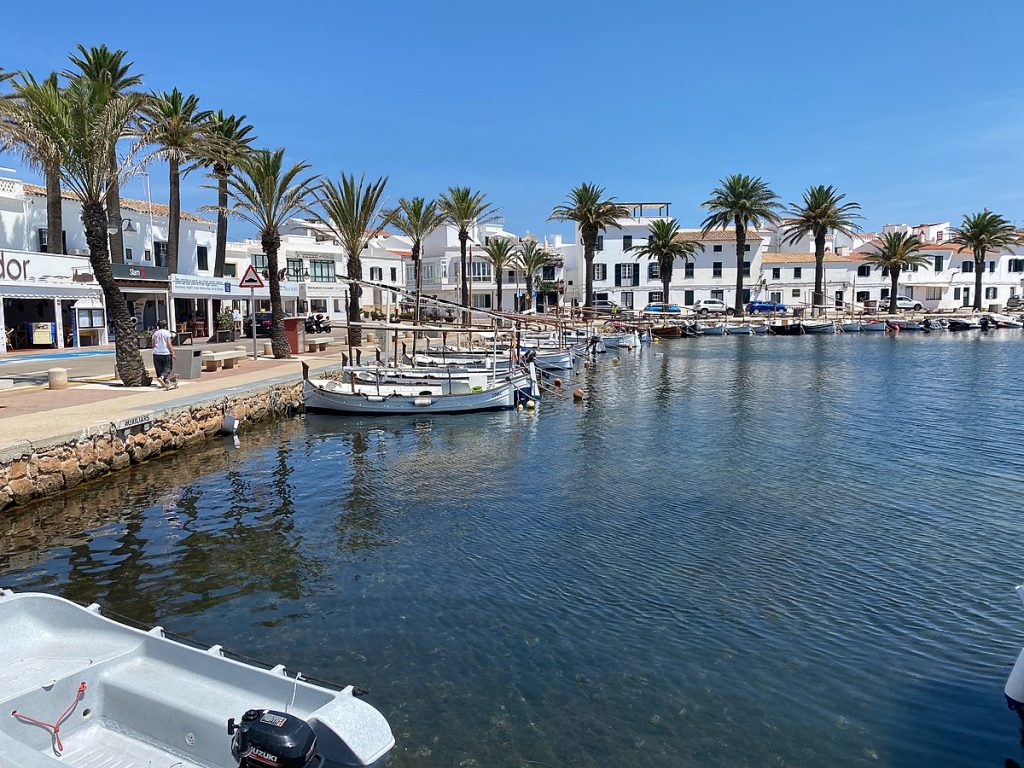 Pueblos De Espana Con Playa Incluida Para Estas Vacaciones 6